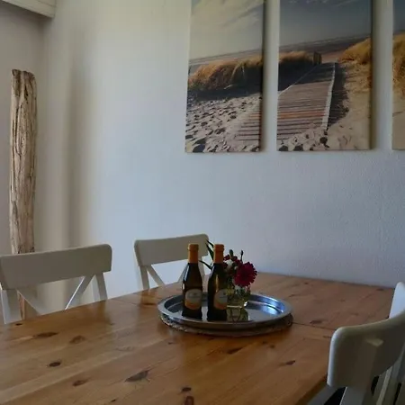 Ξενοδοχείο Langeness Modern Retreat 3*