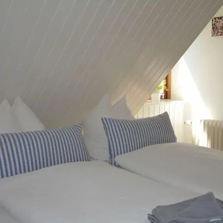 Langeness Modern Retreat 3* Steenodde
